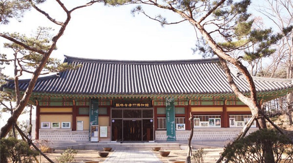 용주사효행박물관